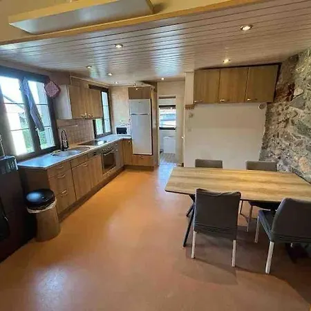 Duplex Entre Geneve Et Lausanne Saint-Livres